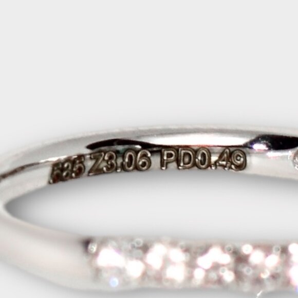 Blue Zircon Engagement Ring - Picture 5 of 8